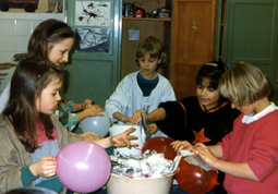 Kinderatelier der Schule der Phantasie, Margarete L&ouml;wensprung, 1990/95